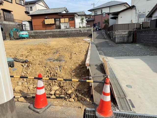 敷地境界部分の作業の様子